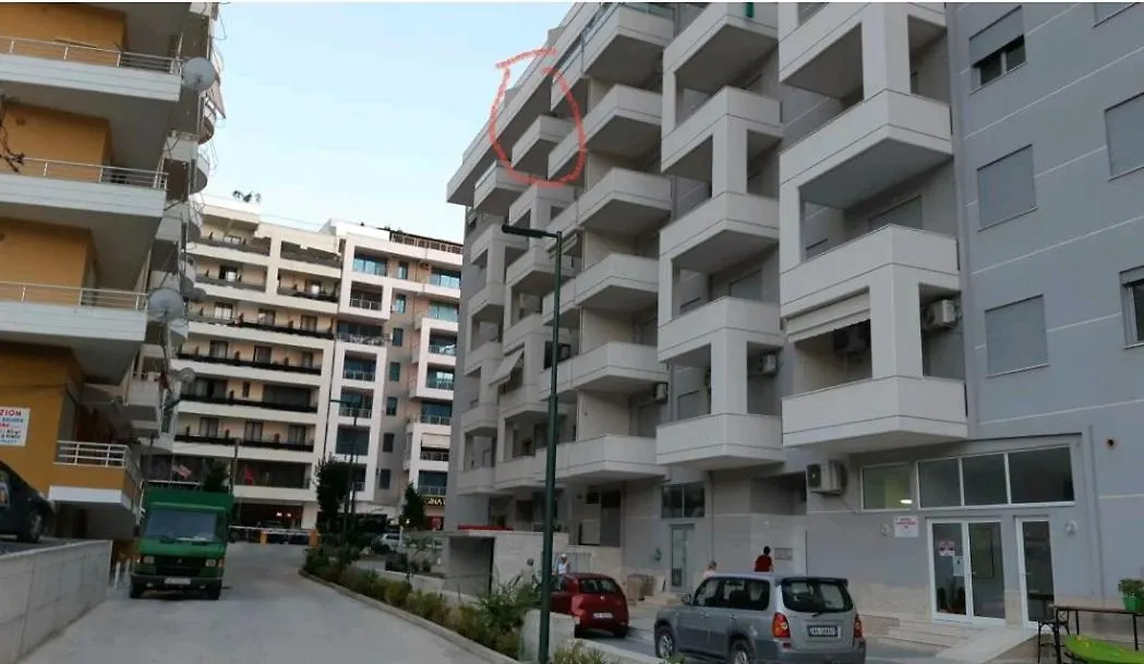 Vlorë Deluxe Apartment 0*,  אלבניה